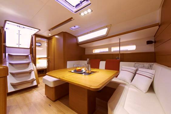 The Jeanneau Sun Odyssey 469 main cabin. Image courtesey & with permission of Chantiers Jeanneau S.A.
