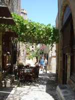 The narrow and picturesque lanes of Monemvasia are an enchanting place to wander around, taking you back hundreds of years
